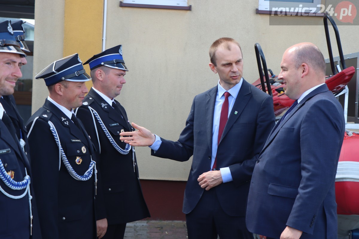 Minister Jan Dziedziczak w Pakosławiu