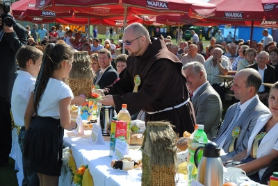 Gminne dożynki w Miejskiej Górce - Zdjęcie główne