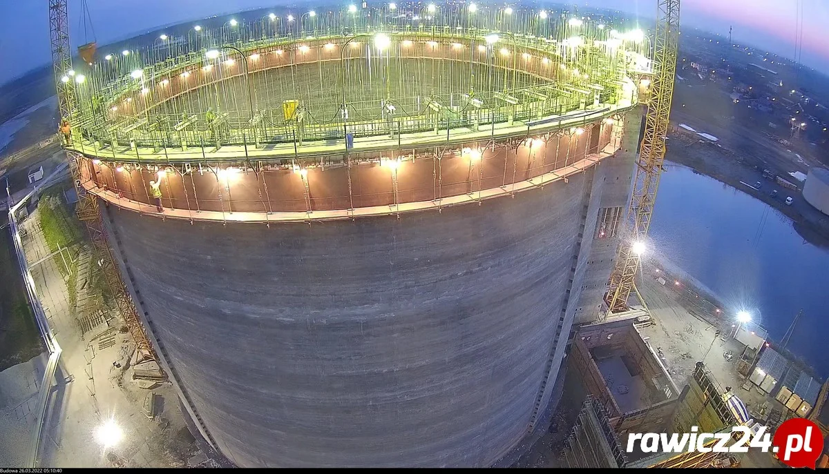 Do budowy silosu cukrowni w Miejskiej Górce zużyto już około 650 ton stali i około 8 tys. m3 betonu - Zdjęcie główne