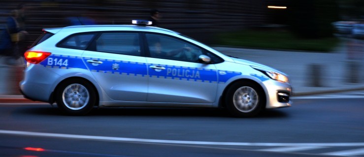 Policyjny pościg przez trzy powiaty. Kierowca zatrzymany [AKTUALIZACJA] - Zdjęcie główne
