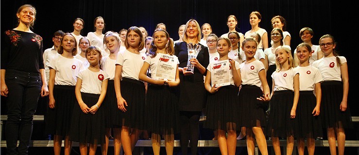 Konkurs pieśni patriotycznych i żołnierskich [FOTO] - Zdjęcie główne