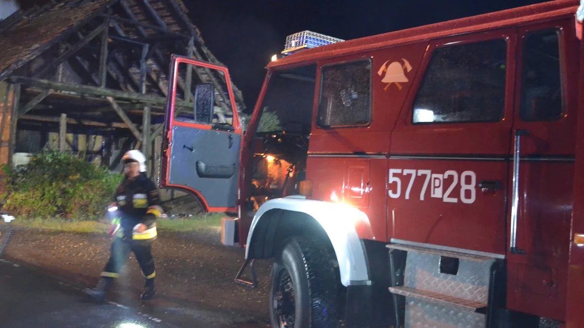 Samochód pożarniczy OSP Dubin trafi do naprawy. "Jeśli zostaniemy wezwani, mamy czym wyjechać" - Zdjęcie główne