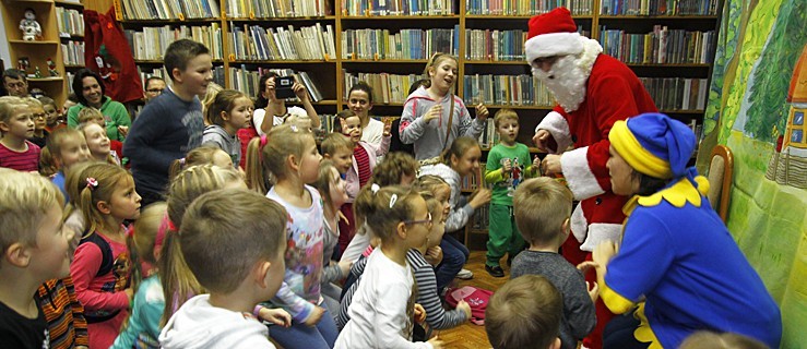 Św. Mikołaj w rawickiej bibliotece - Zdjęcie główne