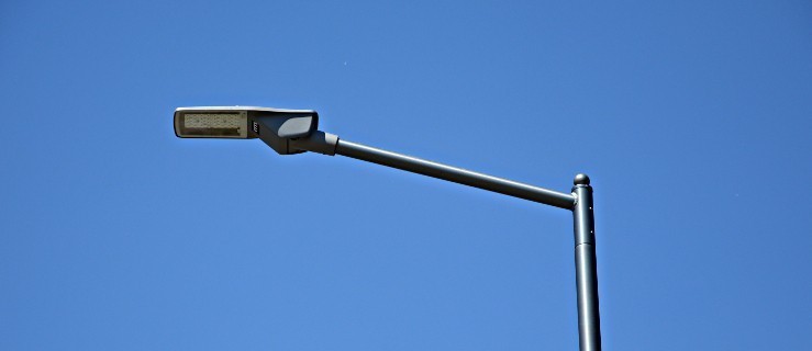 Nowe lampy w Masłowie miały być do końca lipca. Nieaktualne - Zdjęcie główne