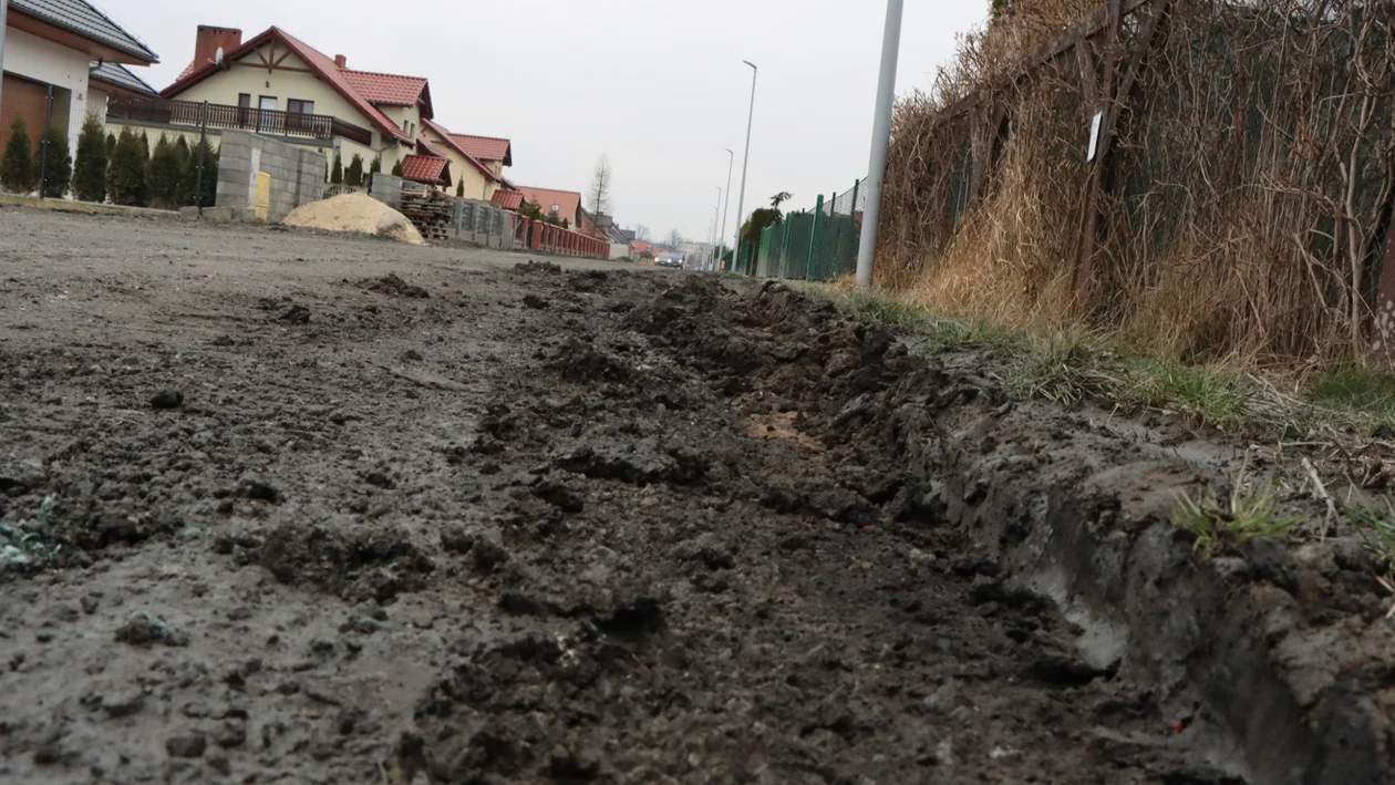 Jest dofinansowanie na ulicę Szczęśliwą, a gmina Rawicz planuje kolejne remonty - Zdjęcie główne