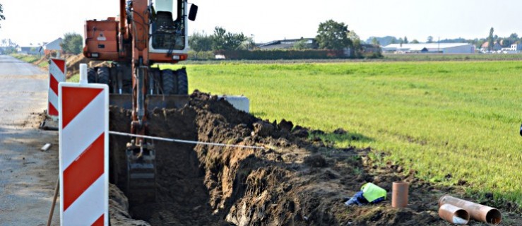 Budowa kanalizacji w Sierakowie i Żołędnicy - Zdjęcie główne