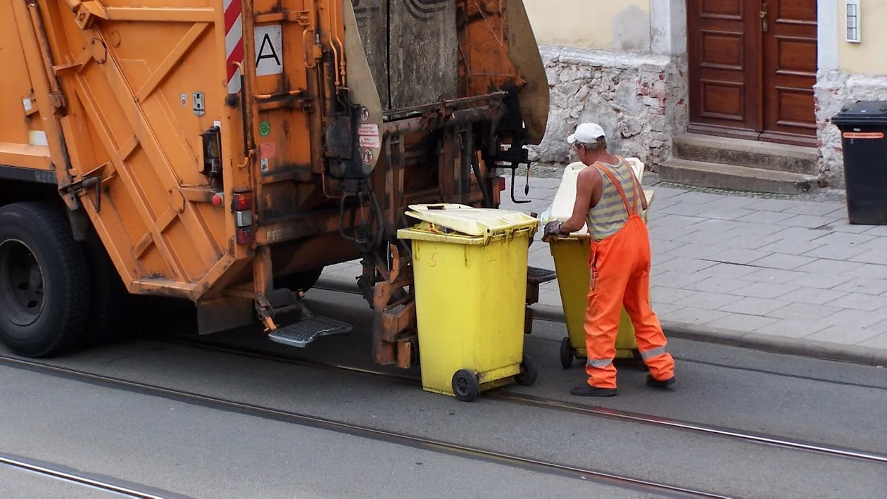 Co z pojemnikami na popiół w bloku? - Zdjęcie główne