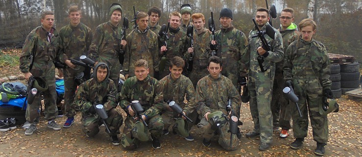 Paintball i lekcja regionalnej historii w terenie - Zdjęcie główne