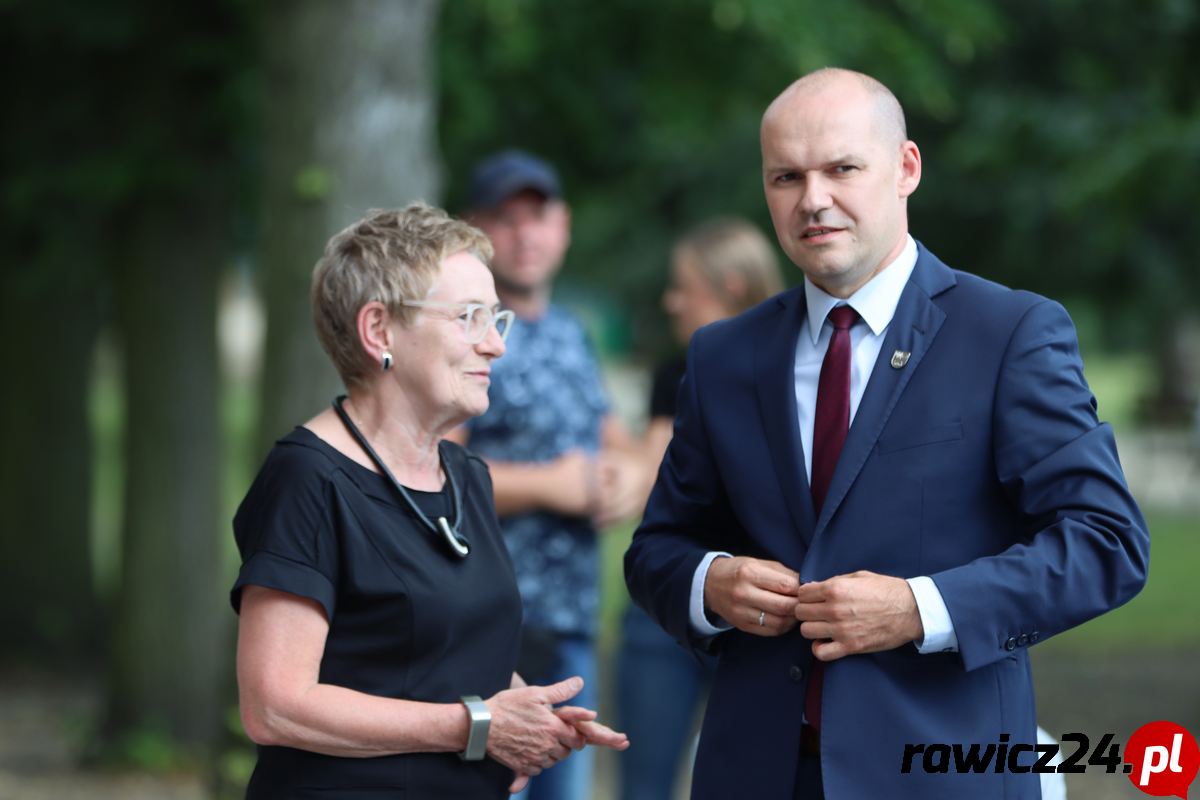 Marszałek Sejmu Elżbieta Witek w Rawiczu 