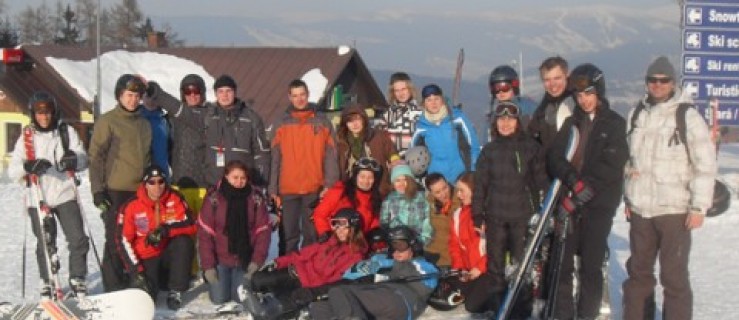 Mistrzostwa licealistów w narciarstwie zjazdowym i snowboardzie - Zdjęcie główne
