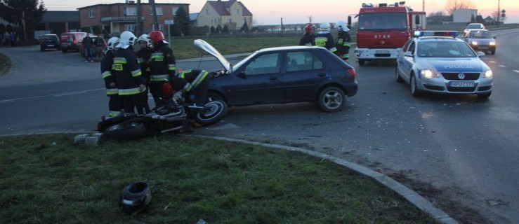 Motocyklista trafił do szpitala. Wypadek w Sobiałkowie - Zdjęcie główne