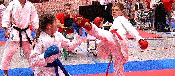 KARATE. Worek medali "Suremu" - Zdjęcie główne