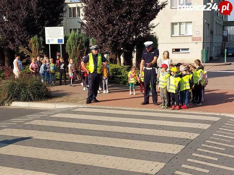 Spotkania w szkołach i przedszkolach z policjantami