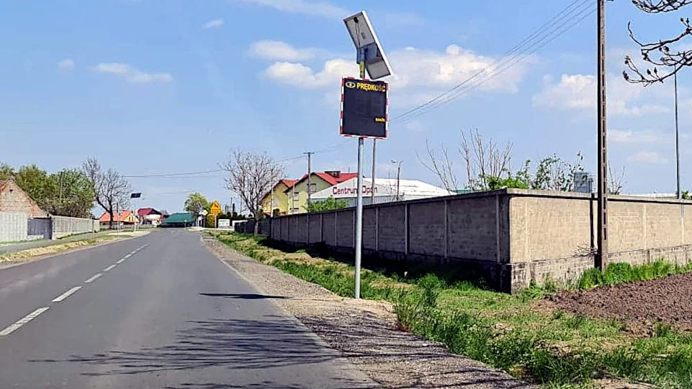 Na nowej drodze przepalił się wyświetlacz prędkości - Zdjęcie główne