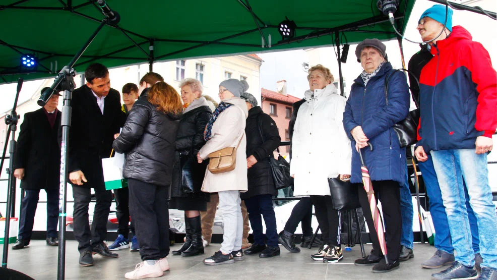 Rawicz. Podczas Rawickiego Jarmarku Wielkanocnego nagrodzono autorów najpiękniejszych palm wielkanocnych - Zdjęcie główne