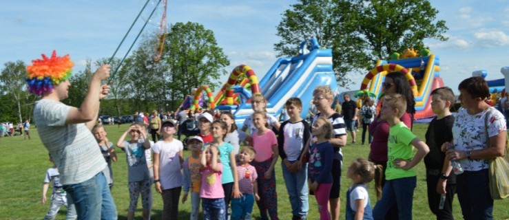 Setki dzieci bawiły się w Tarchalinie (FOTO) - Zdjęcie główne