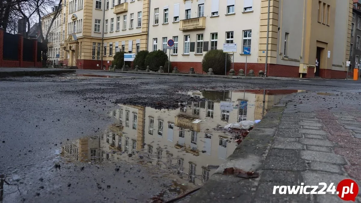 Rządowy Fundusz Rozwoju Dróg. Jest dofinansowanie na drogę do rawickiego szpitala i trasę Miejska Górka - Annopol - Zdjęcie główne