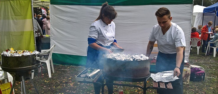 Rawiccy uczniowie na podium gołaszyńskiego konkursu - Zdjęcie główne