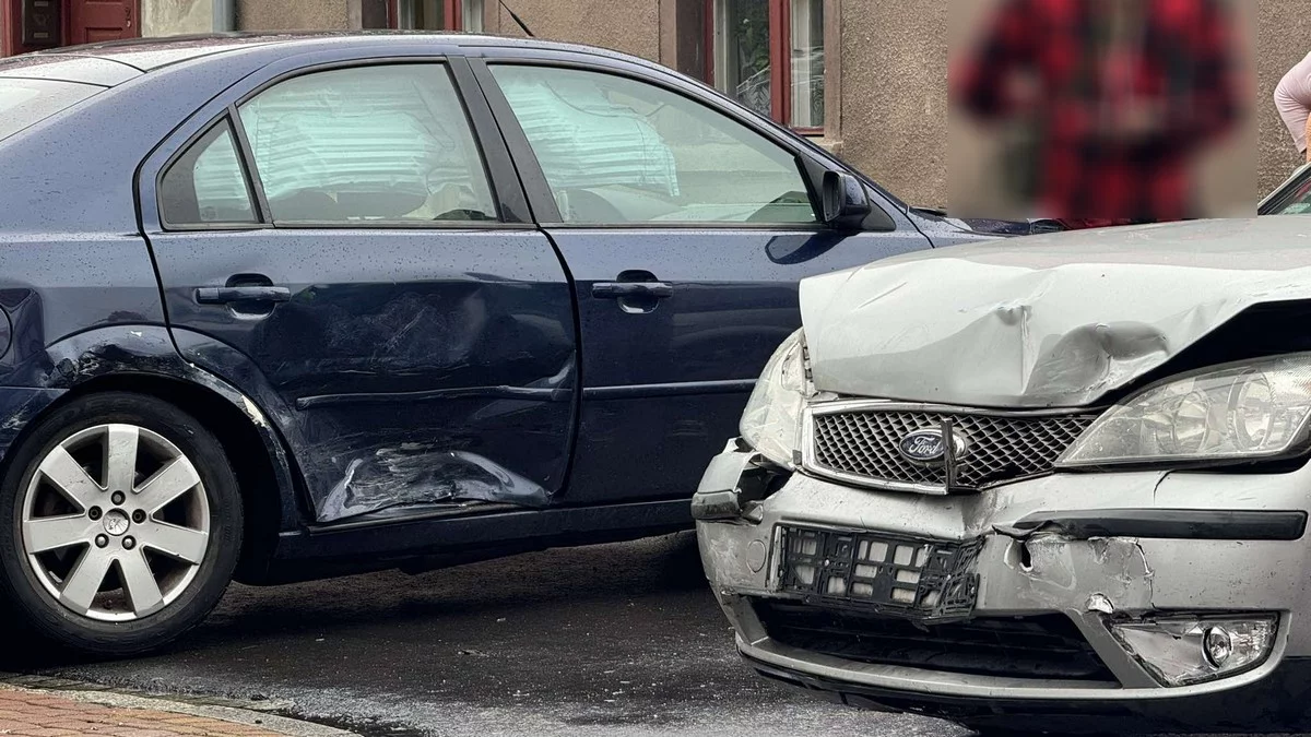 Są ustalenia policji po wypadku w centrum Rawicza - Zdjęcie główne