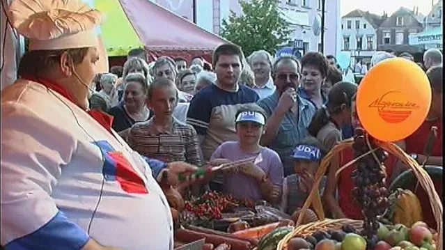 Rawicz, 20 lat temu. Rok 2004 na archiwalnych nagraniach - Zdjęcie główne