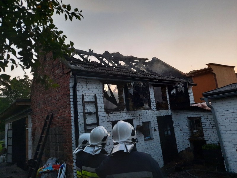 Pożar dachu - Zdjęcie główne