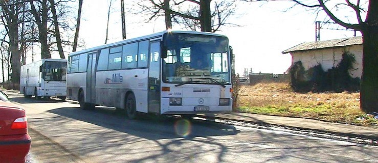 Tak teraz wygląda "dworzec autobusowy" w Rawiczu - Zdjęcie główne