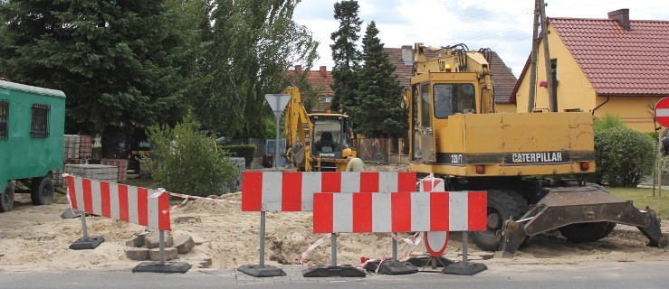 Kilkaset metrów kanalizacji w gminie Rawicz - Zdjęcie główne