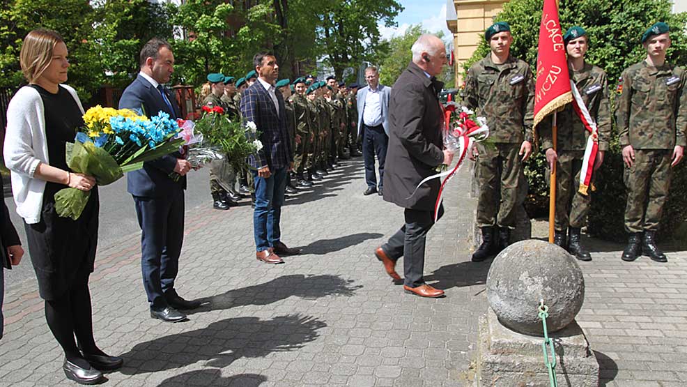 Obchody Powiatowego Dnia Kadeta w Rawiczu - Zdjęcie główne