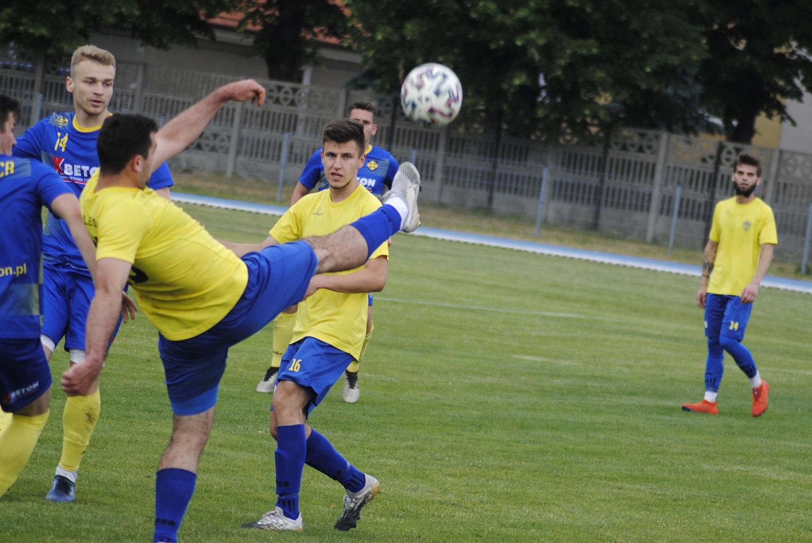 Stal Pleszew - SKP Słupca 2:6