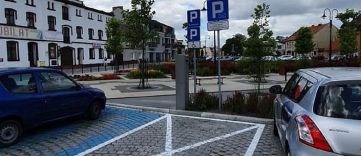 Pleszew. W mieście wydzielono miejsca parkingowe tylko dla seniorów - Zdjęcie główne