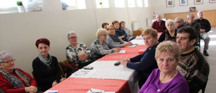  Seniorzy z Gołuchowa rozpoczęli kolejny  rok akademicki! - Zdjęcie główne