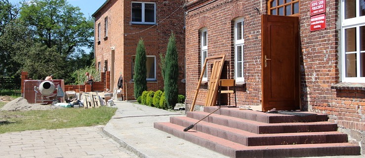 Uczniowie na wakacjach, a tymczasem w szkołach... - Zdjęcie główne