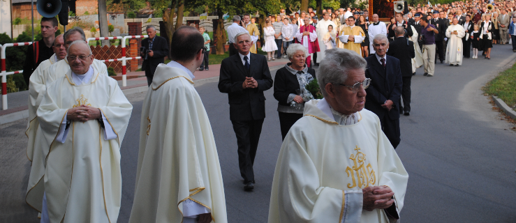 Pleszew. 4 lata temu zmarł budowniczy kościoła MB Częstochowskiej - ks. kan. Józef Maciołek  - Zdjęcie główne