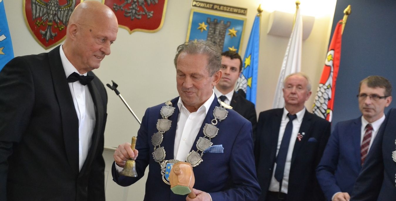 Powiat pleszewski. Pierwsza sesja nowej kadencji - Zdjęcie główne