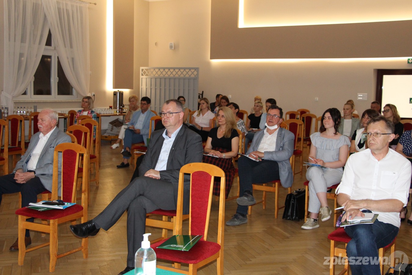 Pleszew. Konferencja w sprawie Krajowego Funduszu Szkoleniowego. Pracodawcy mogą liczyć na znaczne wsparcie - Zdjęcie główne