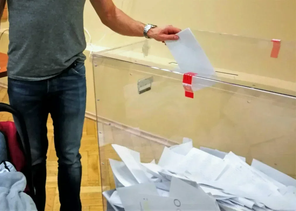 Wybory 2024 w Pleszewie. Kandydaci do rady miejskiej i na burmistrza - Zdjęcie główne