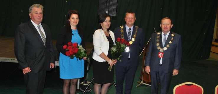Absolutorium dla burmistrza i sesja jubileuszowa w Dobrzycy [zdjęcia] - Zdjęcie główne
