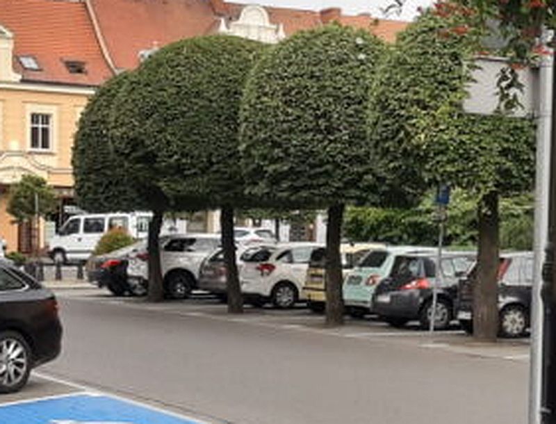 Zlikwidują parking pod Ratuszem w Pleszewie? - Zdjęcie główne