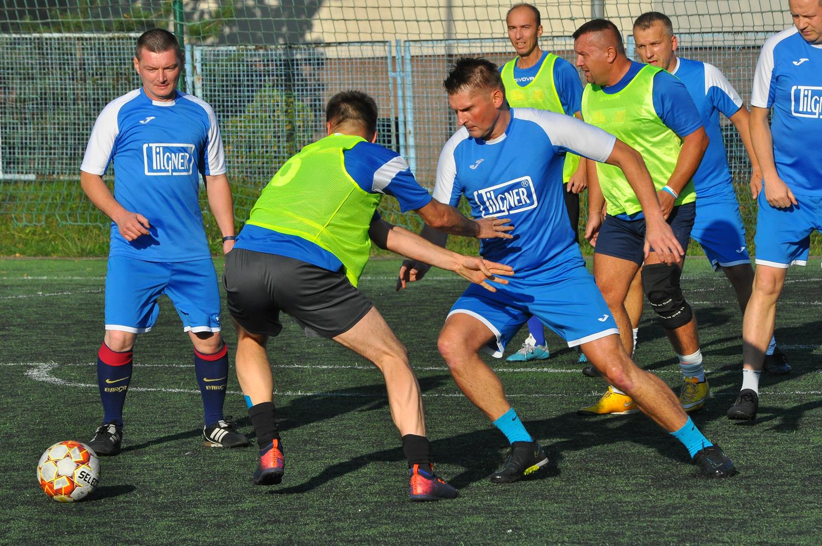 Pleszew. Lider Oldboys Cup 35+. Zgodny krok liderów [ZDJĘCIA] - Zdjęcie główne