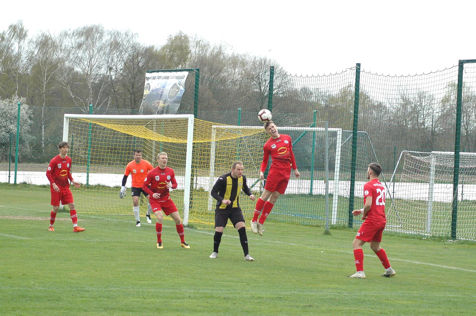 LKS Gołuchów - Warta Międzychód 1:1