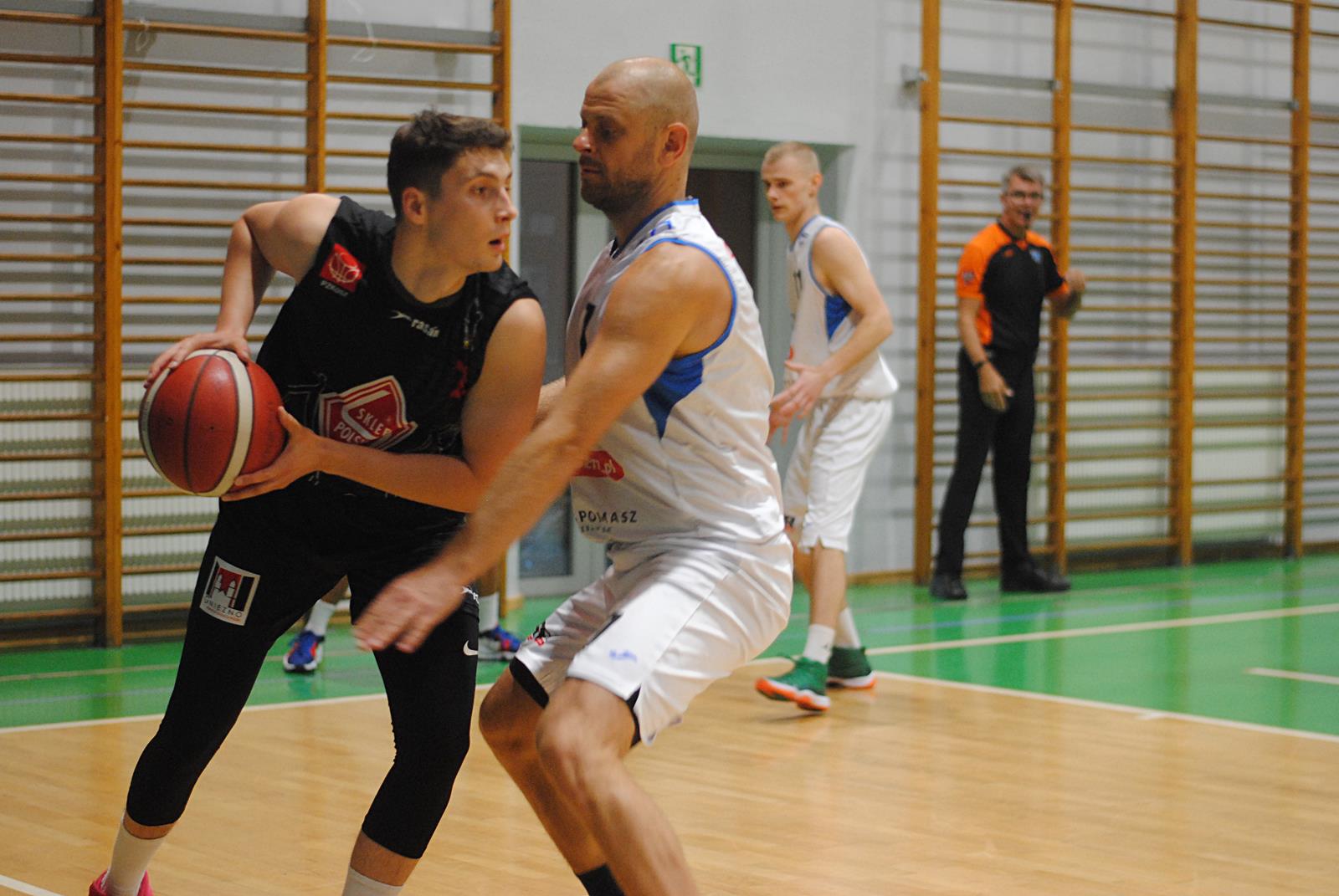 Kosz Pleszew - Sklep Polski MKK Gniezno 88:82