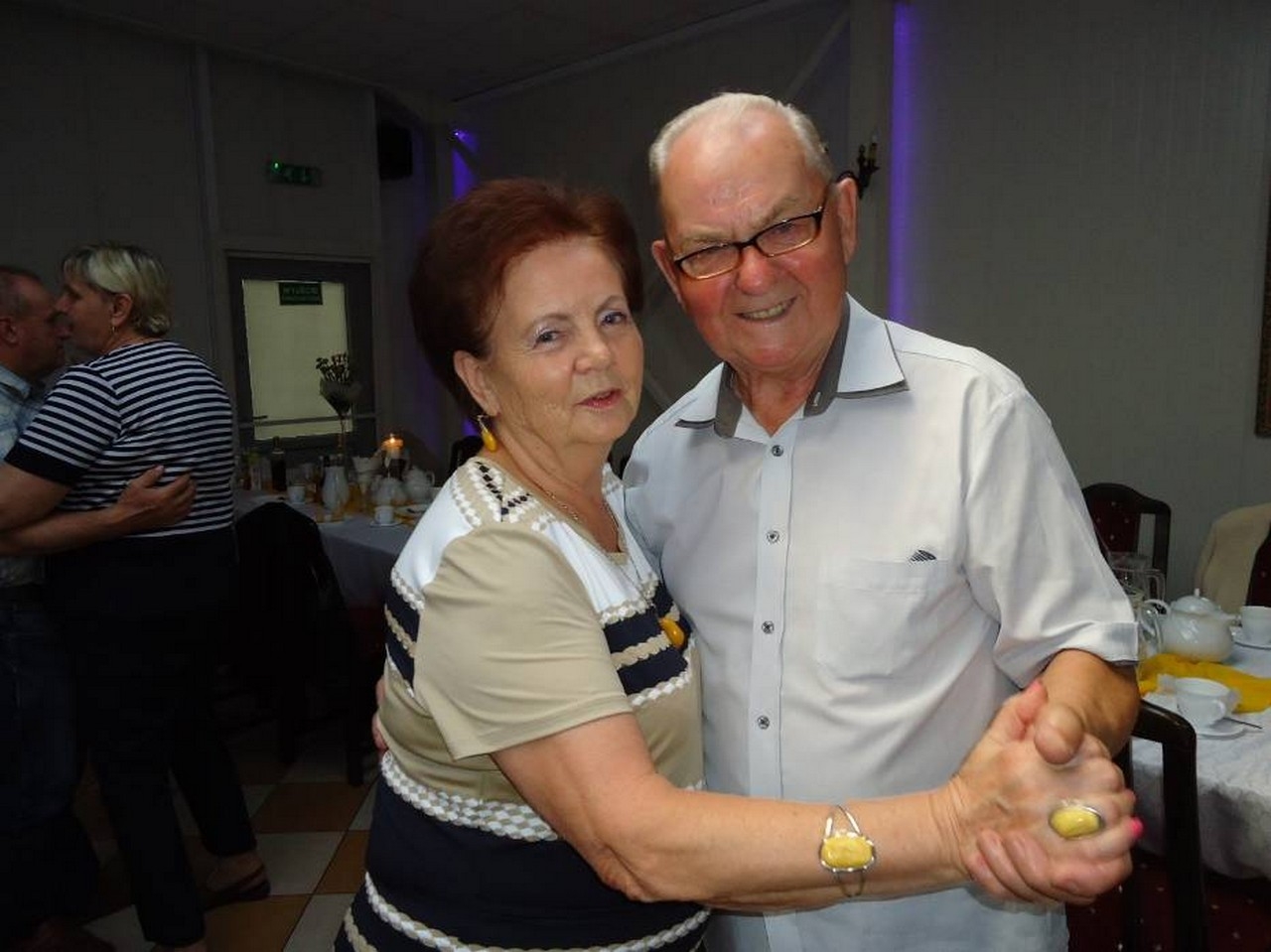 Seniorzy na czwartkowych piknikach  - Zdjęcie główne