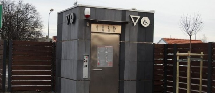 Pleszew. Toaleta przy ul. św. Ducha jest już czynna - Zdjęcie główne