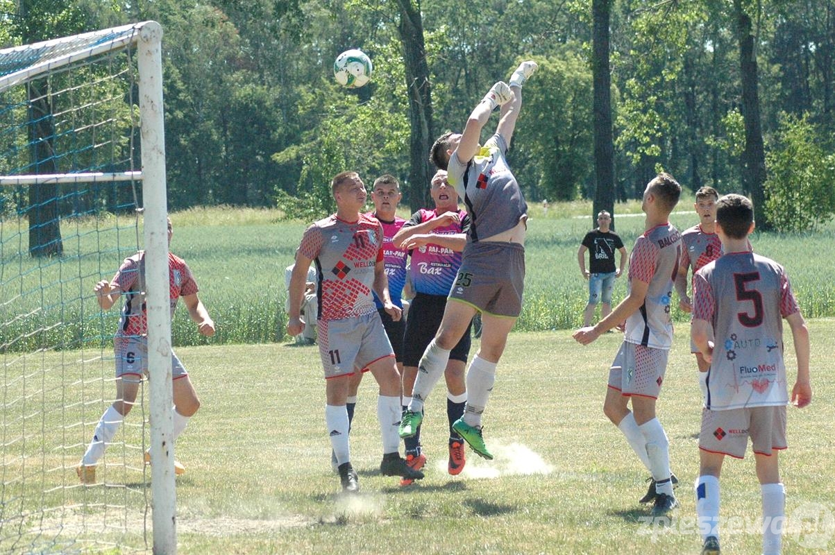 Las Kuczków - LKS Gorzyce Małe - Zdjęcie główne