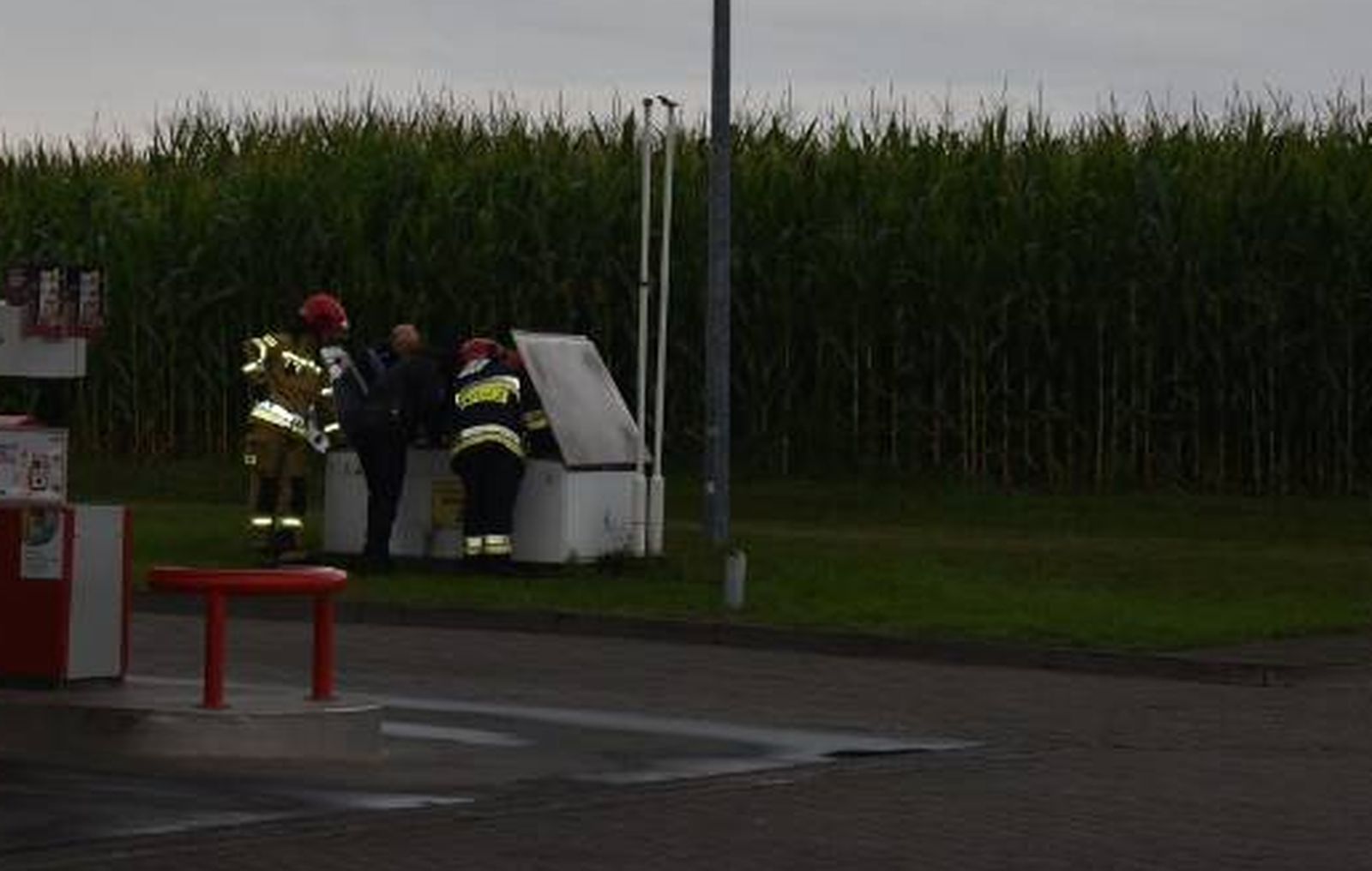 Chocz. Wyczuwalny gaz na stacji paliw. W akcji straż pożarna [AKTUALIZACJA] - Zdjęcie główne