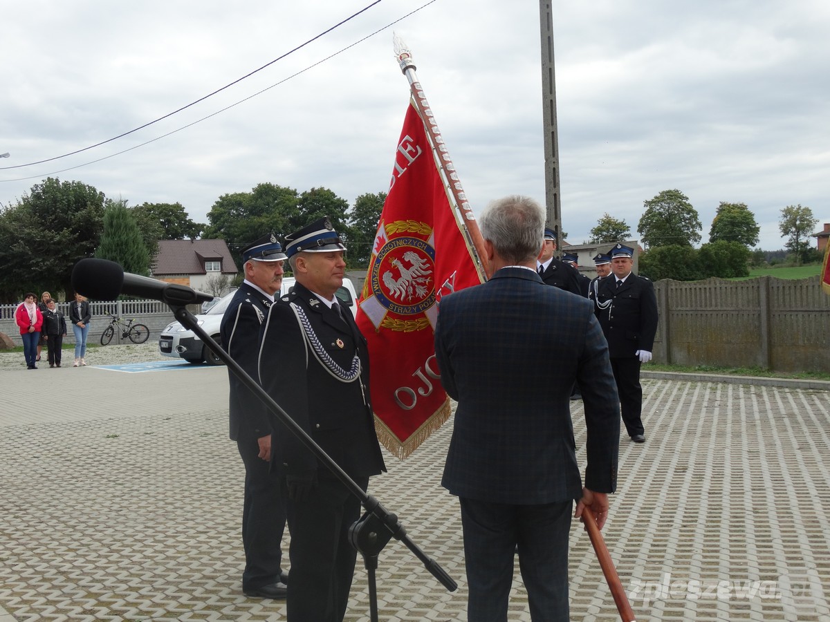 OSP Rokutów ma nowy sztandar