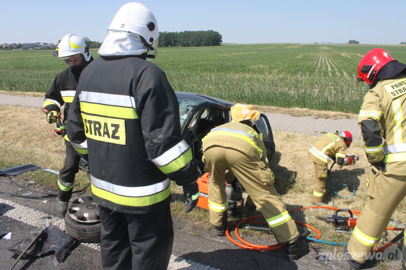 Wypadek na drodze krajowej w Brzeziu