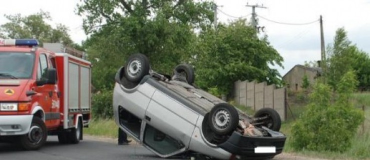 Dachował fiat cc - Zdjęcie główne