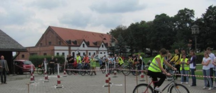 Gołuchów. Strażacy na rowerach - Zdjęcie główne