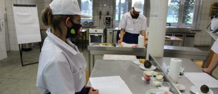 Pleszew. Jak będzie wyglądać nauka w OHP od 1 września? - Zdjęcie główne